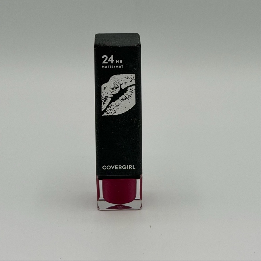 COVERGIRL  Exhibitionist Provocateur 650 Kiss Proof Matte Lipstick High Roller
